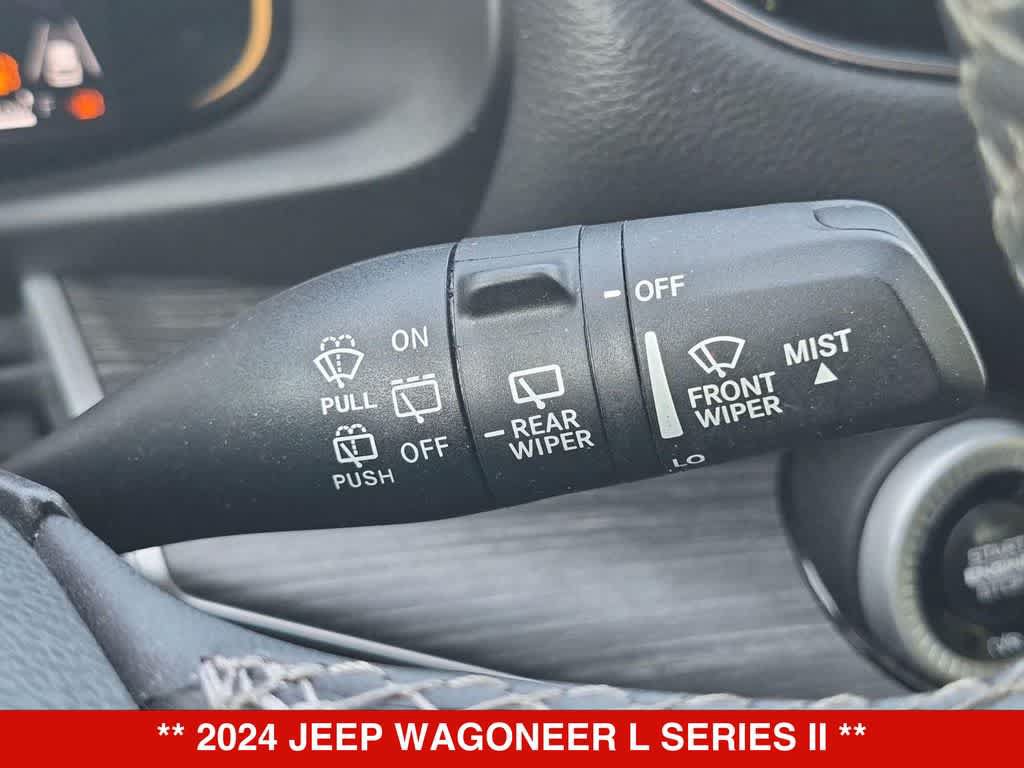 Used 2024 Jeep Wagoneer L Series II w/ Flexible Seating Group AWD/4WD image 25