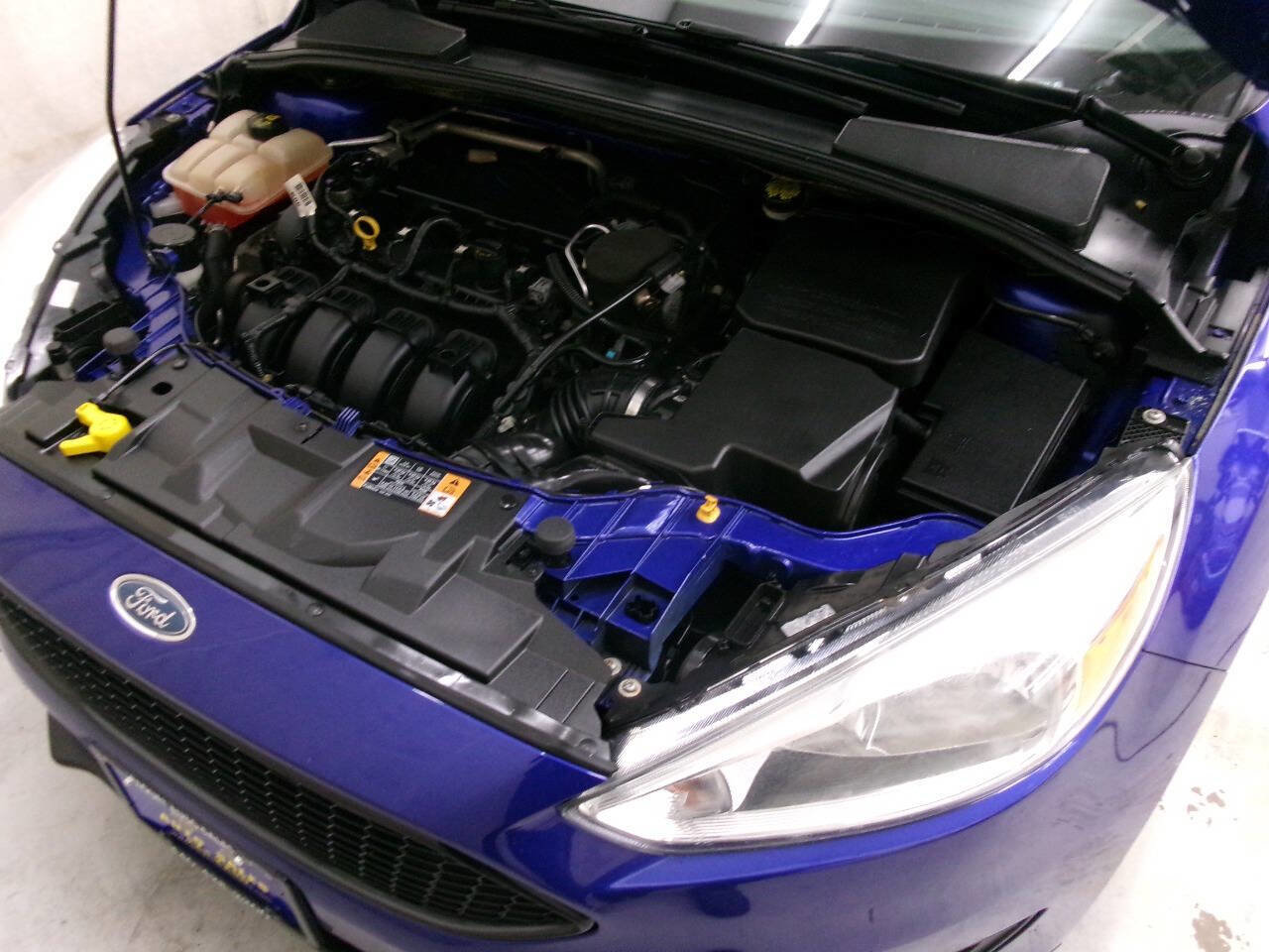 Used 2015 Ford Focus Titanium image 33