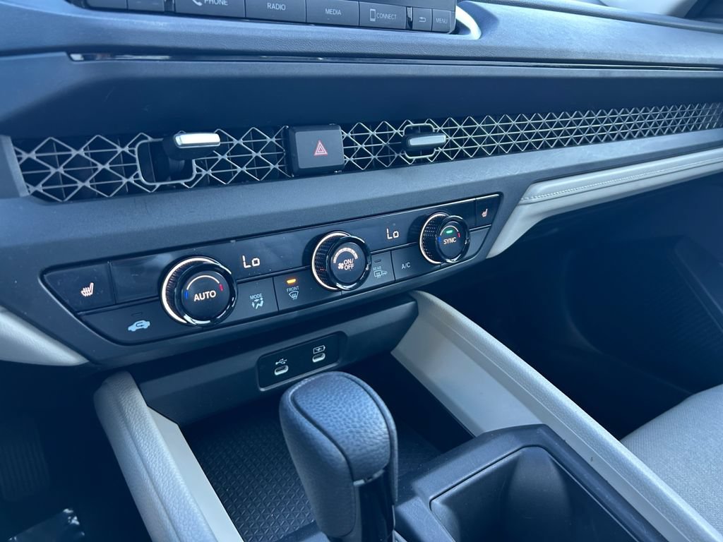 Certified 2024 Honda Accord EX image 23