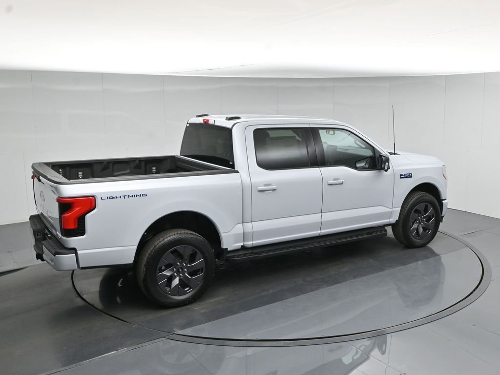 New 2025 Ford F150 Lightning Flash AWD/4WD image 41