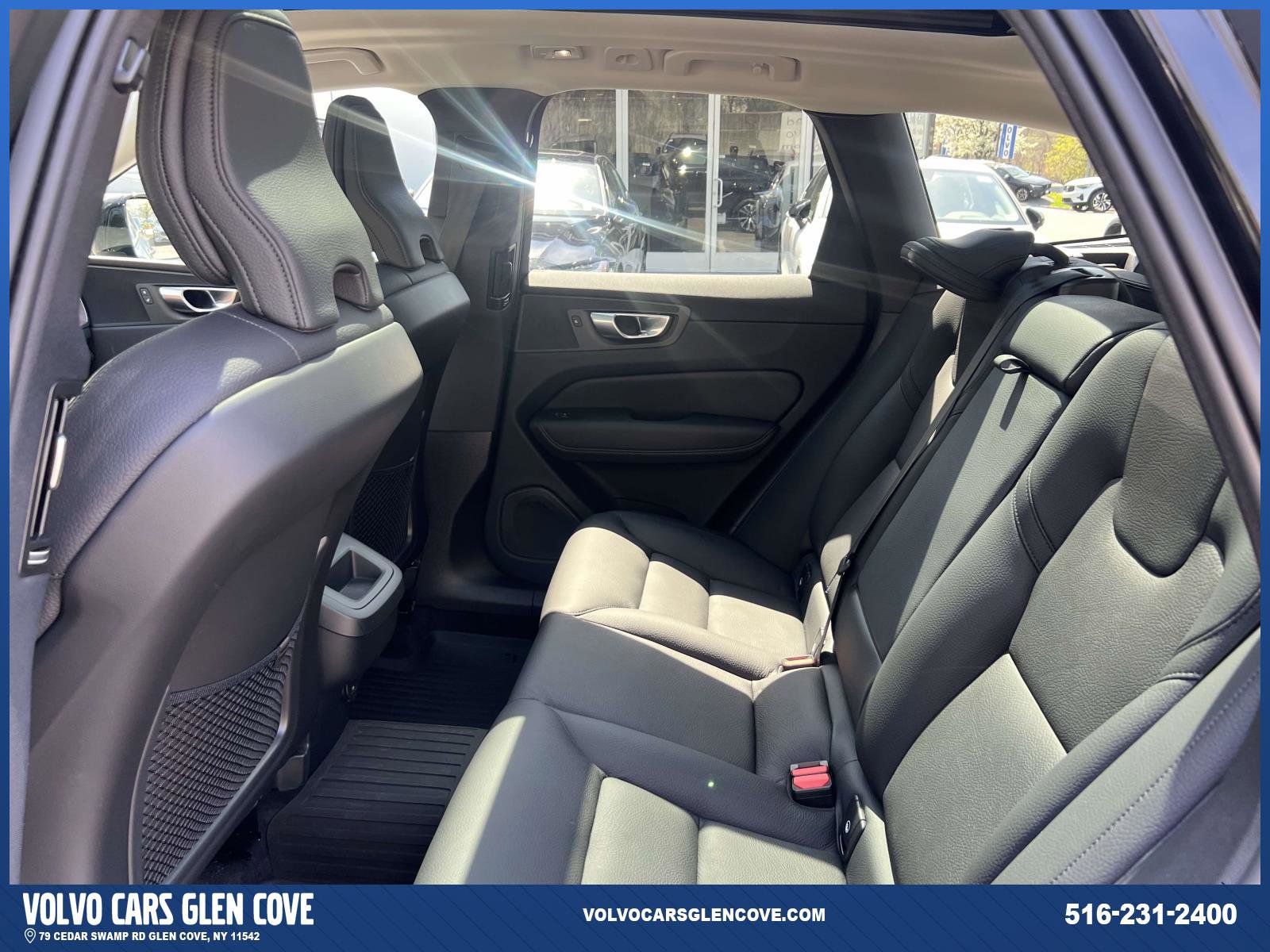 Certified 2024 Volvo XC60 B5 Plus w/ Protection Package Premier AWD/4WD image 9