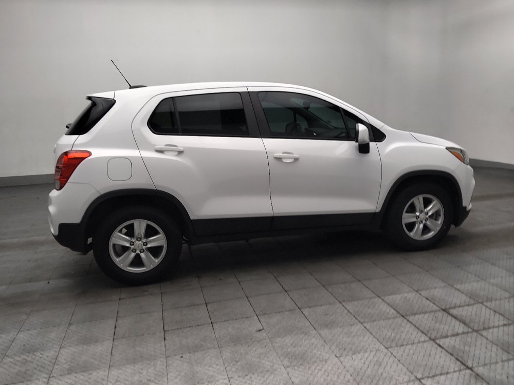 Used 2020 Chevrolet Trax LS w/ Tint and Cruise Package FWD image 10