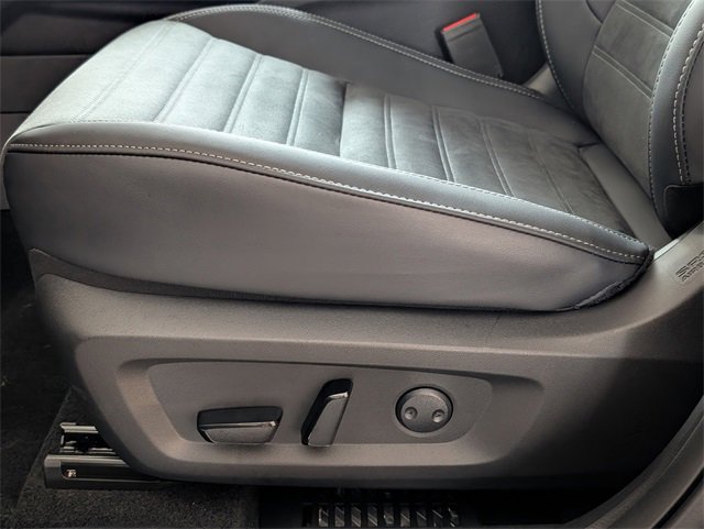 New 2025 Mitsubishi Outlander SE image 15