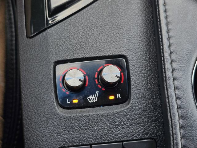 Used 2018 Toyota Avalon XLE Plus FWD image 29