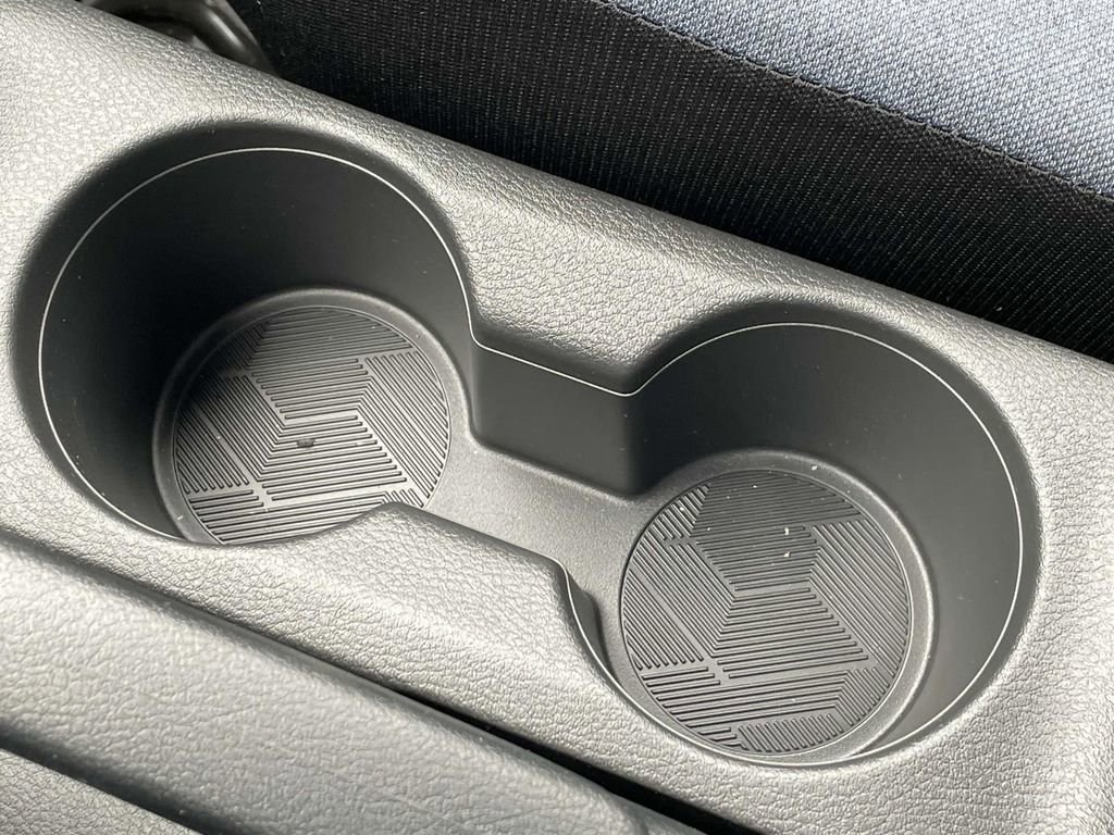 New 2025 Nissan Versa SV w/ Trunk Package image 27