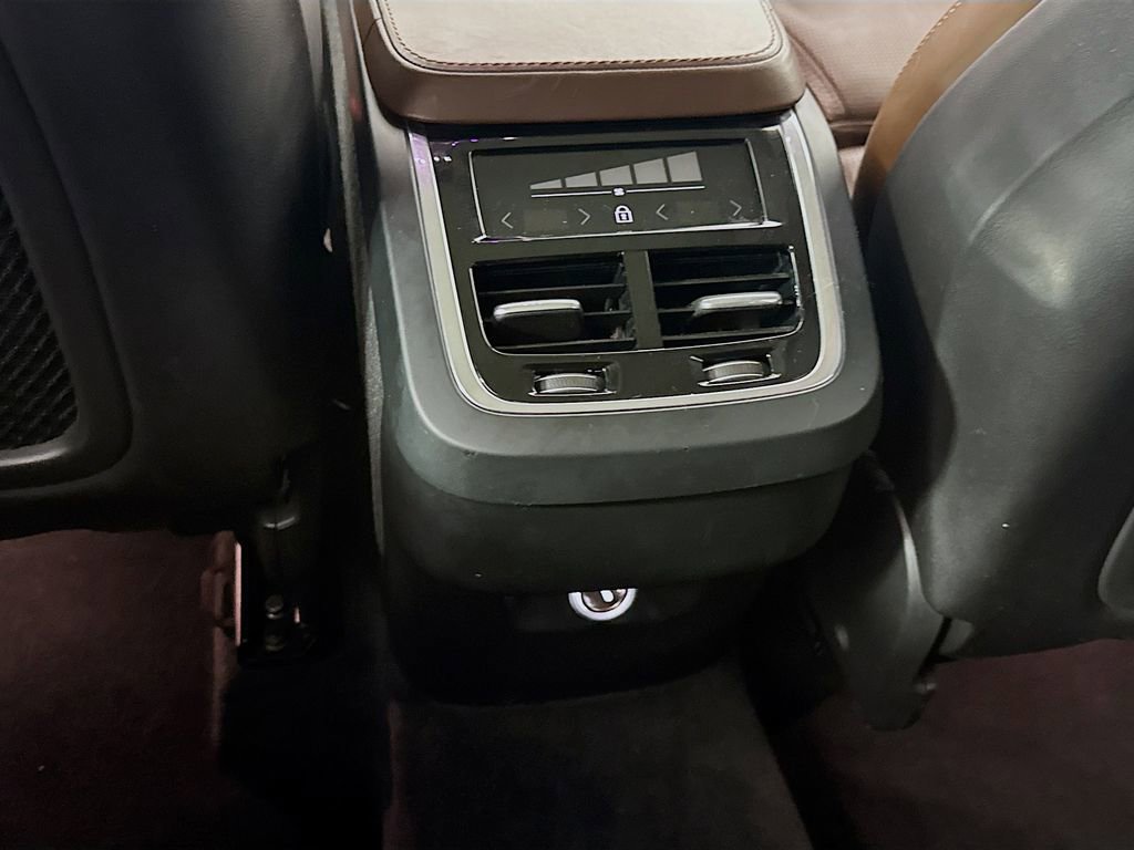 Used 2018 Volvo XC90 T6 Inscription w/ Convenience Package AWD/4WD image 29