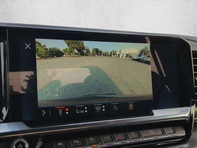 New 2026 Chevrolet Silverado 1500 High Country w/ Technology Package AWD/4WD image 13