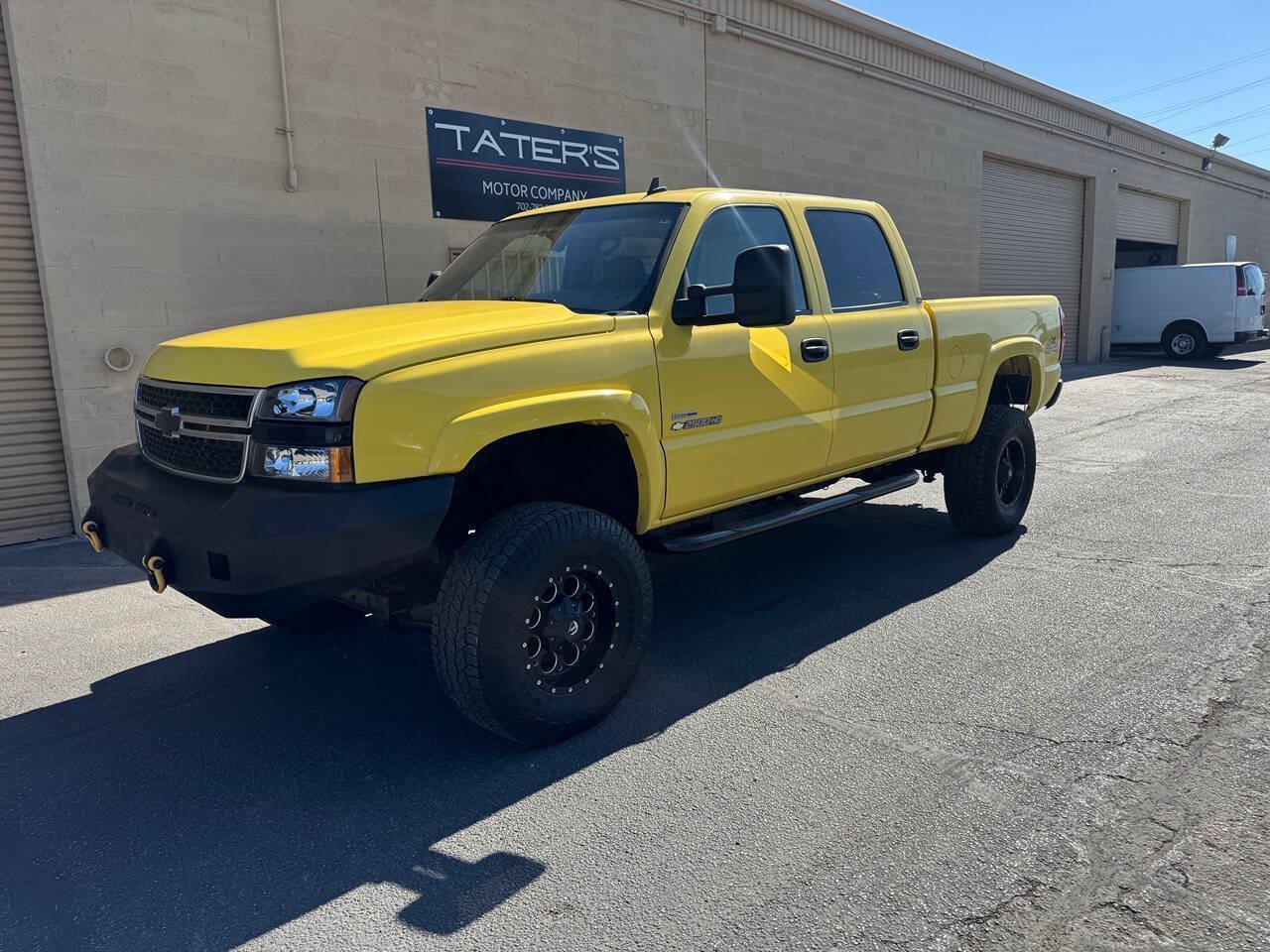 Used 2007 Chevrolet Silverado 2500 LT w/ Heavy-Duty Power Package AWD/4WD image 4