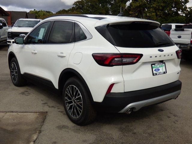 New 2025 Ford Escape SE image 19