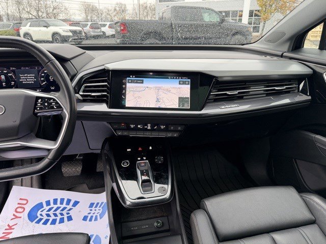 Used 2022 Audi Q4 e-tron Premium Plus image 17
