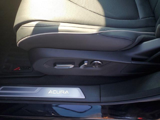 Used 2025 Acura RDX w/ Advance Package AWD/4WD image 17