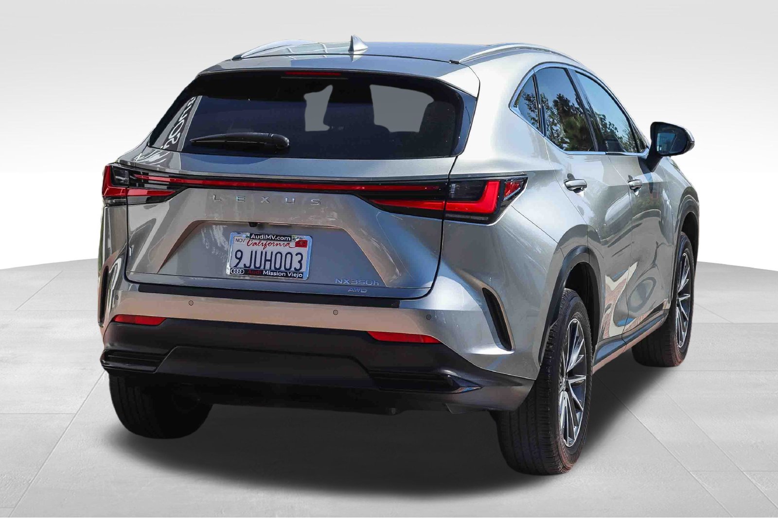 Used 2024 Lexus NX 350h AWD image 6