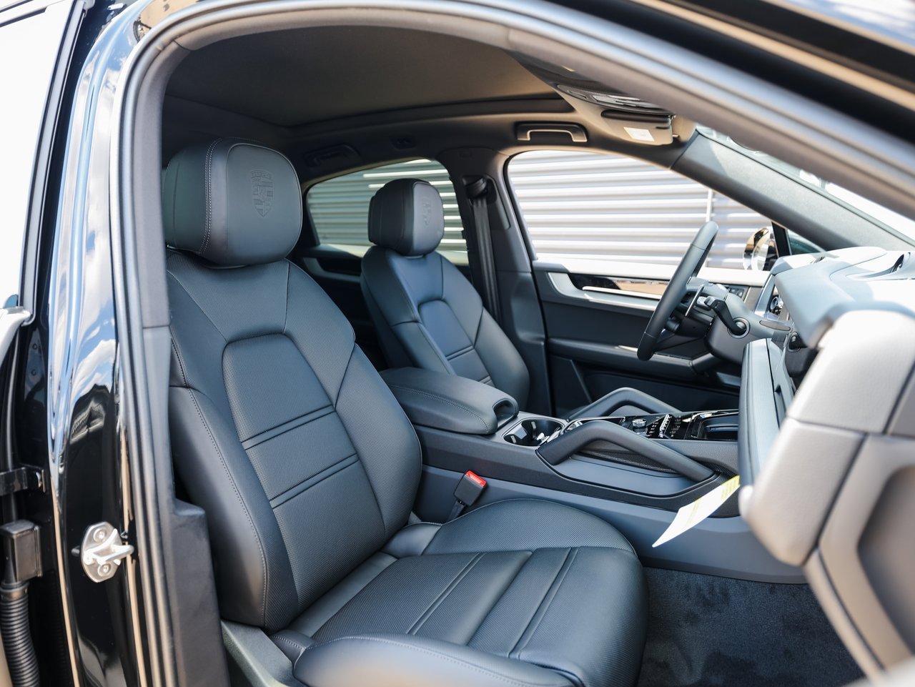 New 2026 Porsche Cayenne E-Hybrid Coupe image 28