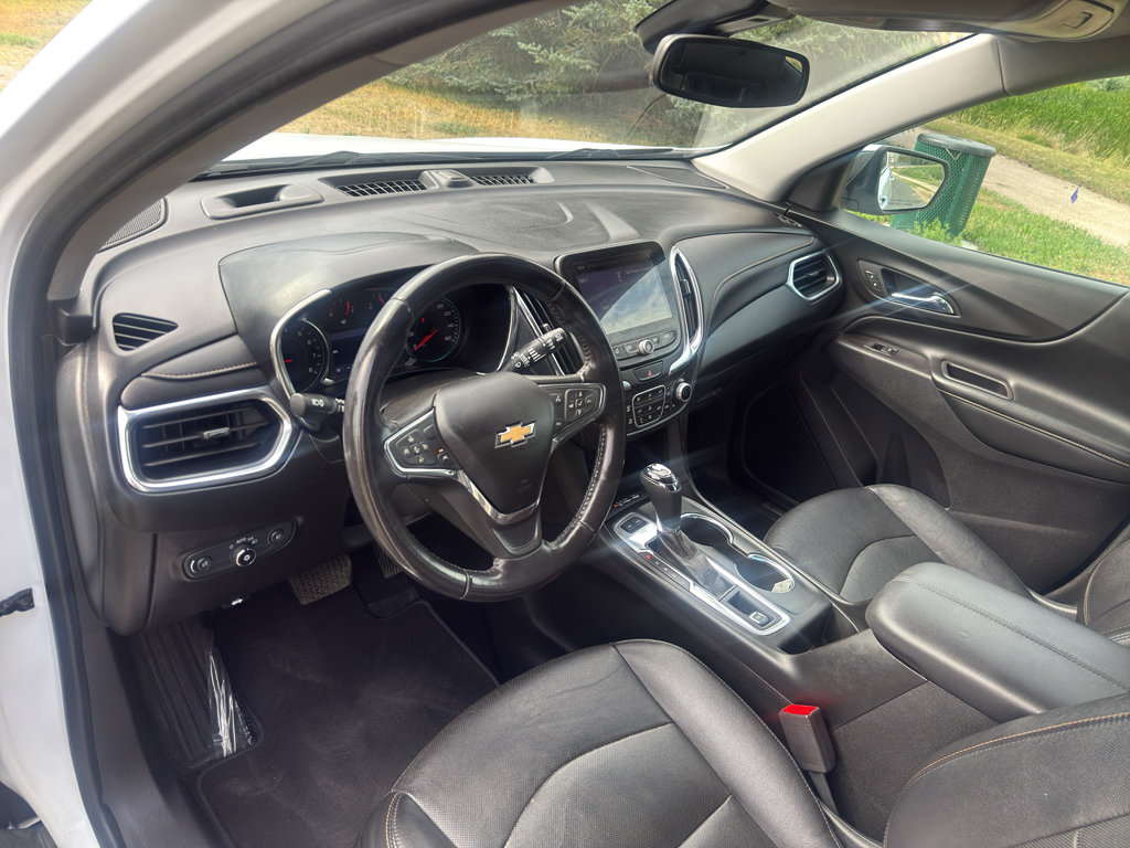 Used 2020 Chevrolet Equinox Premier AWD/4WD image 17