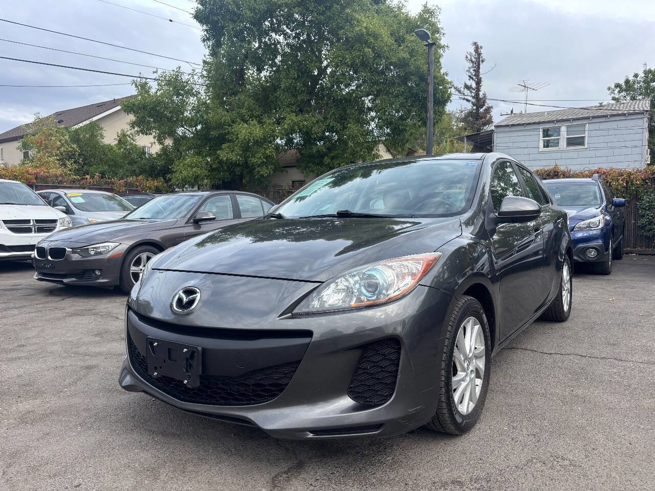 Used 2012 MAZDA MAZDA3 i Touring image 4
