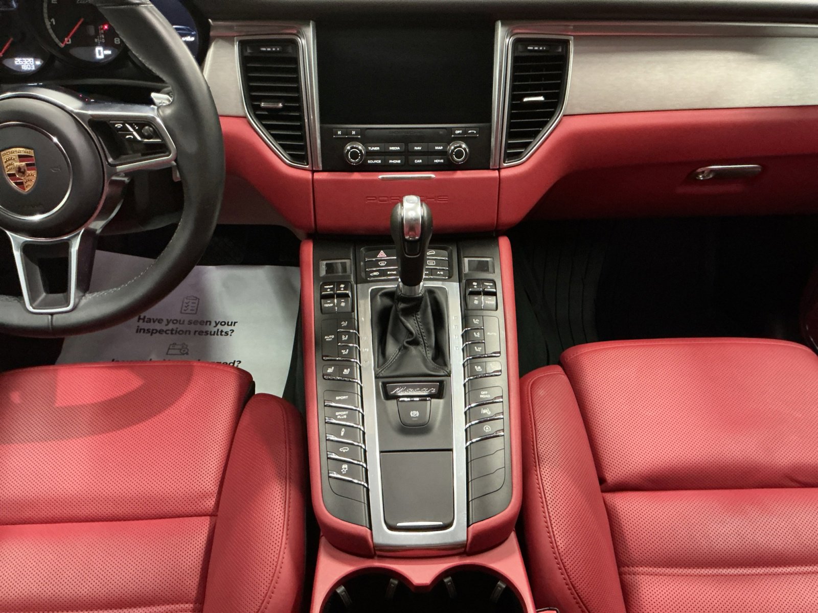 Used 2017 Porsche Macan Turbo AWD/4WD image 11