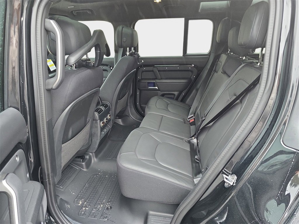 New 2026 Land Rover Defender 110 V8 image 15