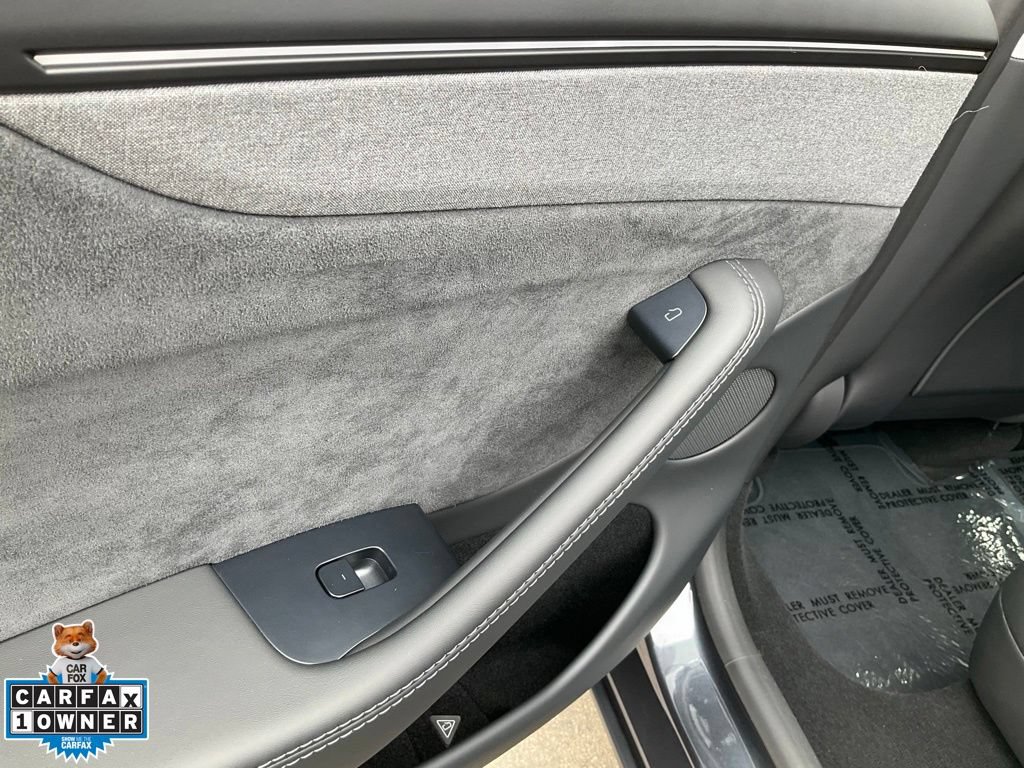 Used 2026 Tesla Model Y AWD image 52