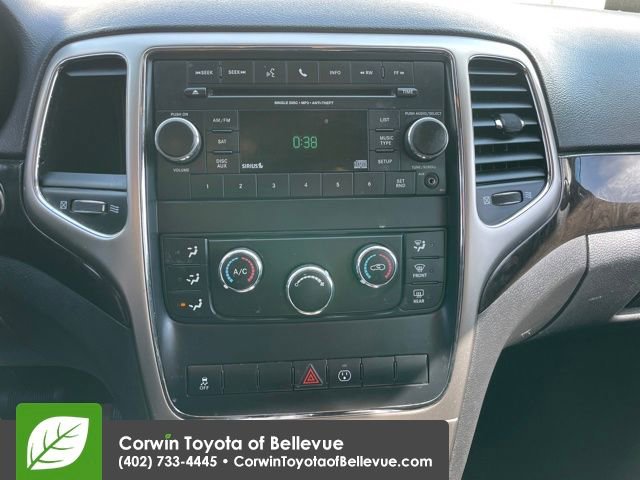 Used 2013 Jeep Grand Cherokee Laredo w/ Laredo E Group image 12