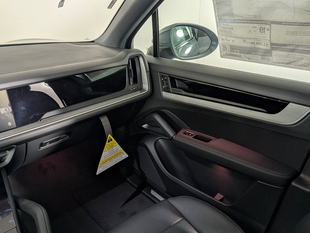 New 2026 Porsche Cayenne AWD/4WD image 24