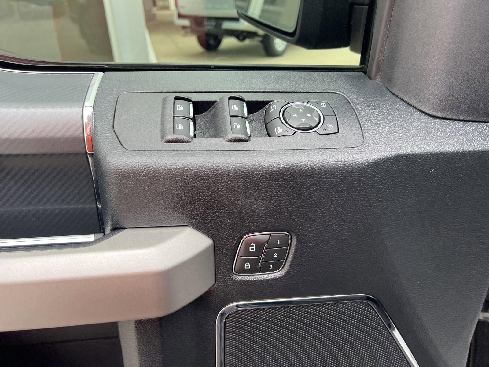 Used 2020 Ford F150 Lariat w/ Equipment Group 502A Luxury AWD/4WD image 14