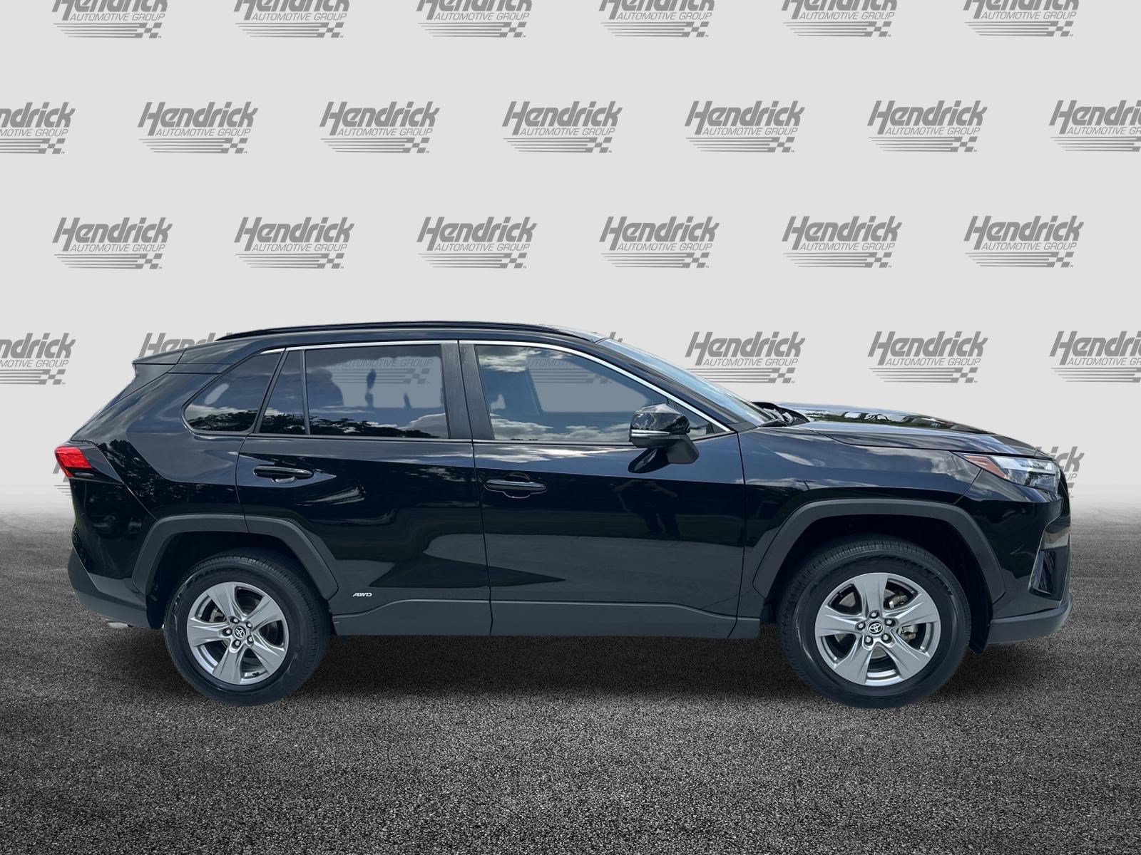 Certified 2023 Toyota RAV4 XSE w/ XSE Grade Weather Package AWD/4WD image 11