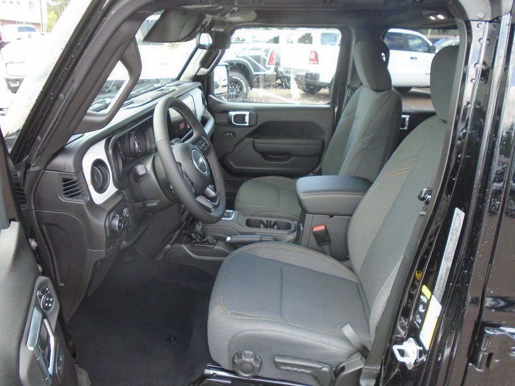 New 2025 Jeep Wrangler Unlimited Sport AWD/4WD image 8