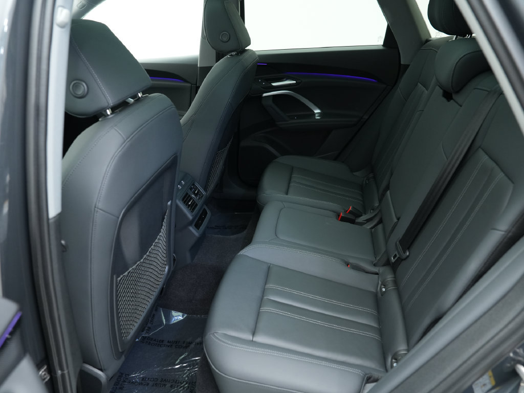 Certified 2025 Audi Q5 Premium w/ Convenience Package AWD/4WD image 24