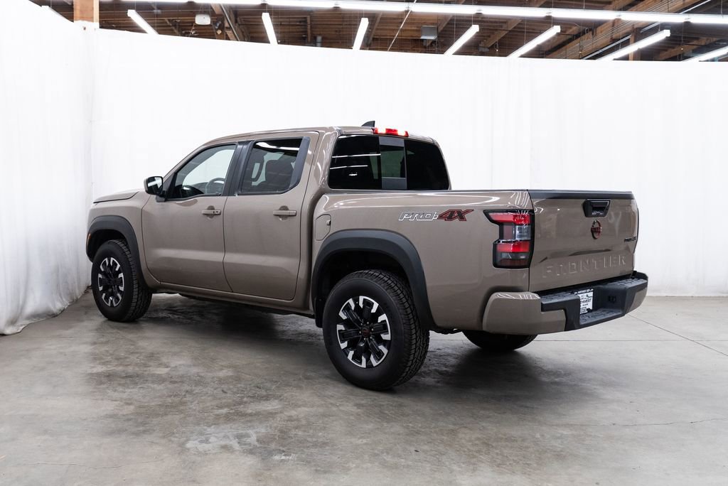 Used 2024 Nissan Frontier PRO-4X image 4