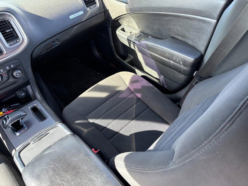 Used 2013 Dodge Charger SE RWD image 16