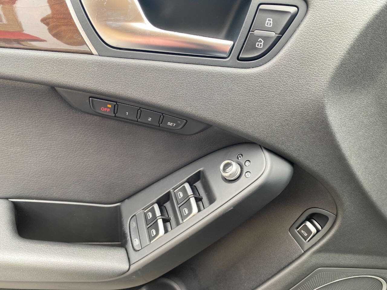 Used 2016 Audi A4 2.0T Premium Plus w/ Technology Package image 12