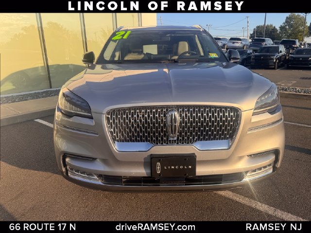 Certified 2021 Lincoln Aviator Reserve AWD/4WD image 11