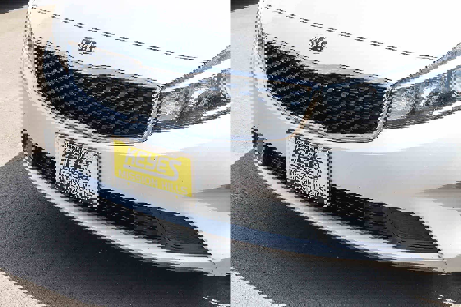 Used 2017 Kia Forte LX image 8