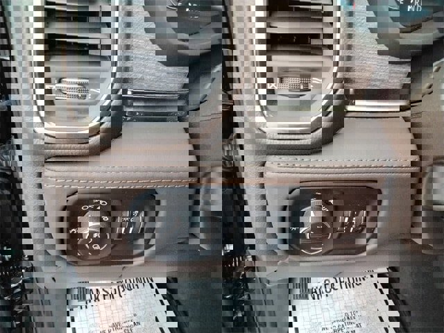 New 2025 RAM 2500 Limited image 27