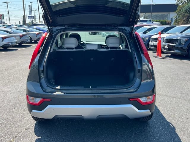 Certified 2026 Kia Niro EX FWD image 8
