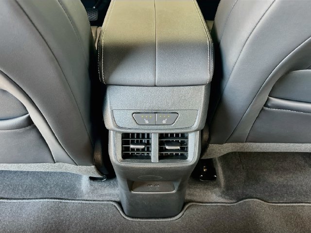 New 2027 GMC Terrain Elevation w/ Elevation Premium Package FWD image 18