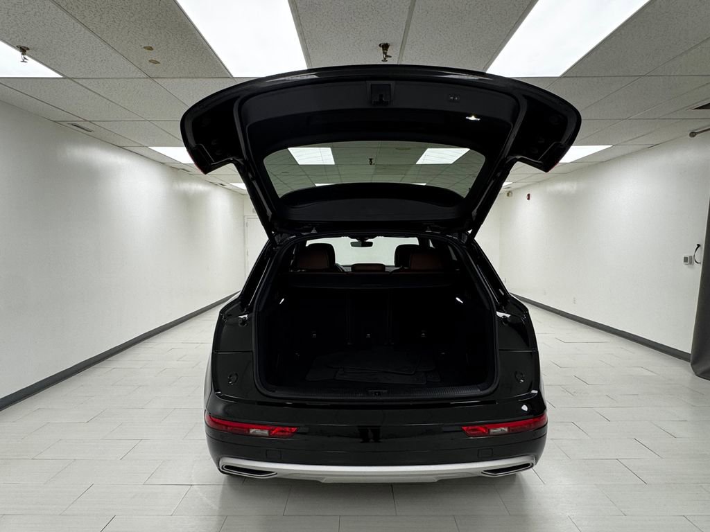 Used 2019 Audi Q5 2.0T Premium Plus w/ Premium Plus Package image 35