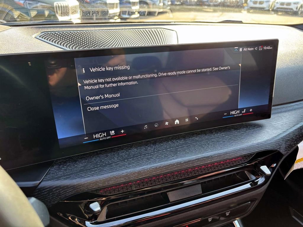 Certified 2025 BMW 330i xDrive Sedan w/ M Sport Package image 19