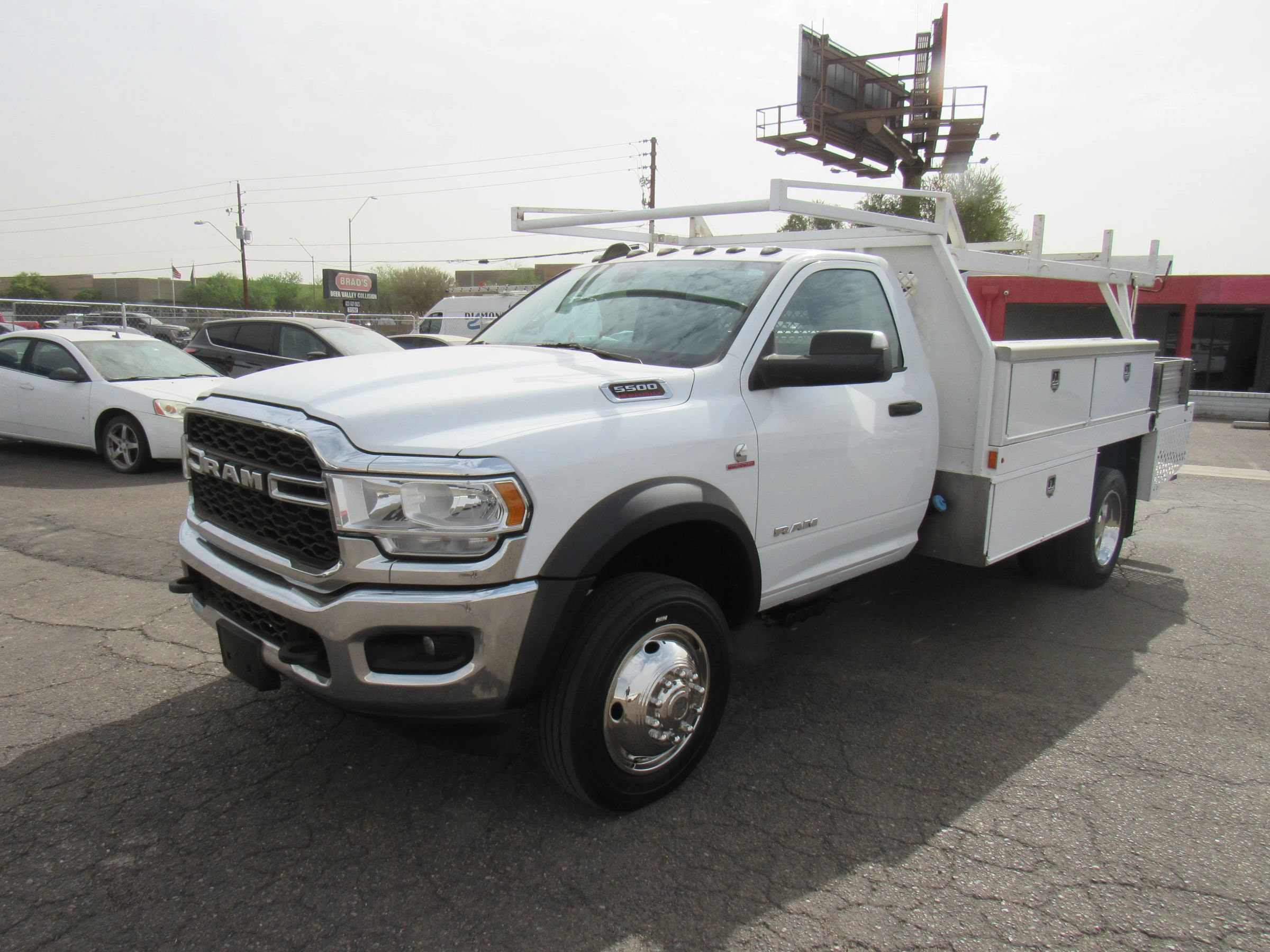 Used 2020 RAM 5500 Tradesman RWD image 22