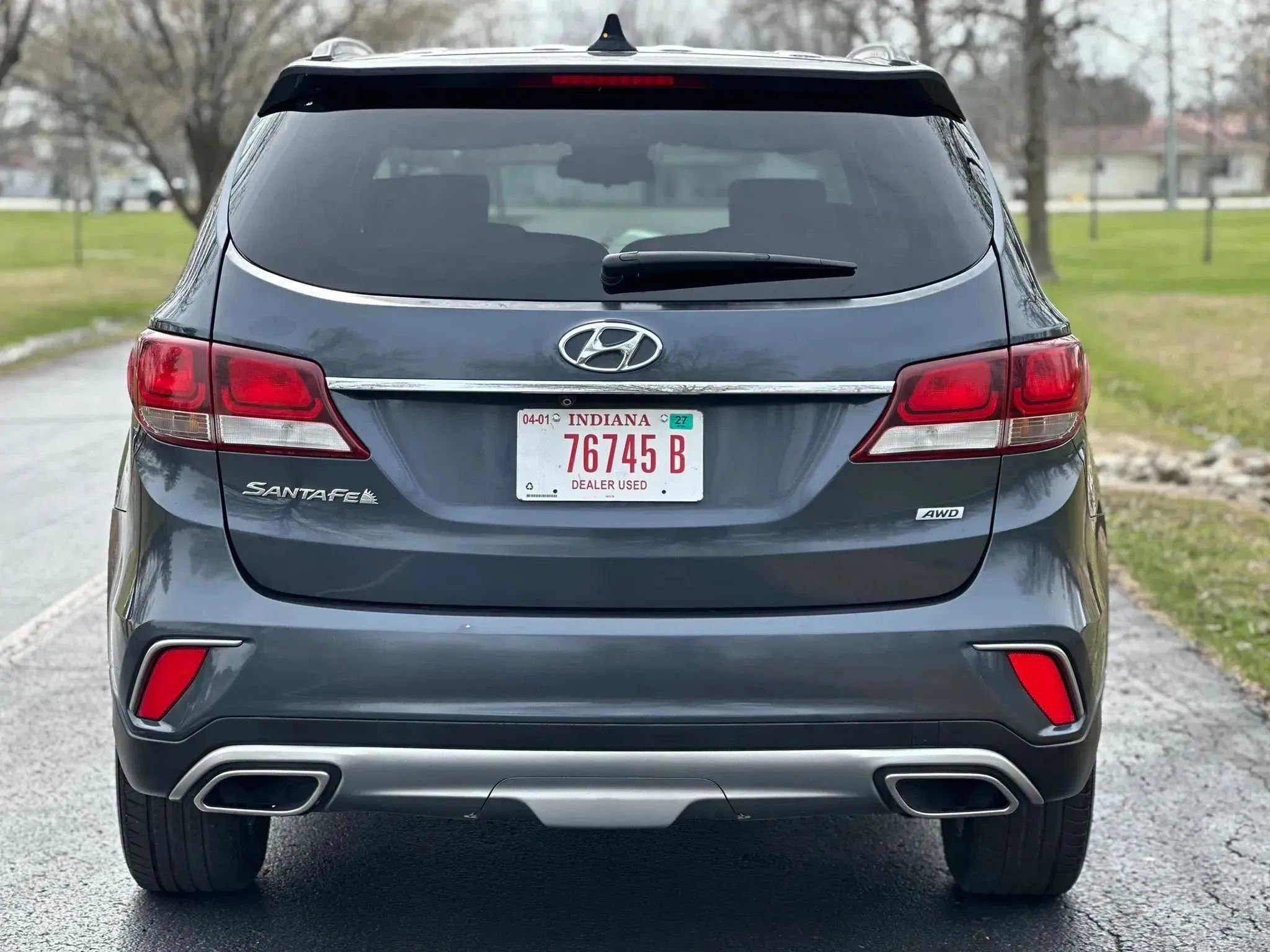 Used 2017 Hyundai Santa Fe SE AWD/4WD image 5