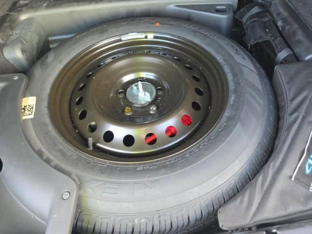 Used 2022 Jeep Grand Cherokee Summit AWD/4WD image 16