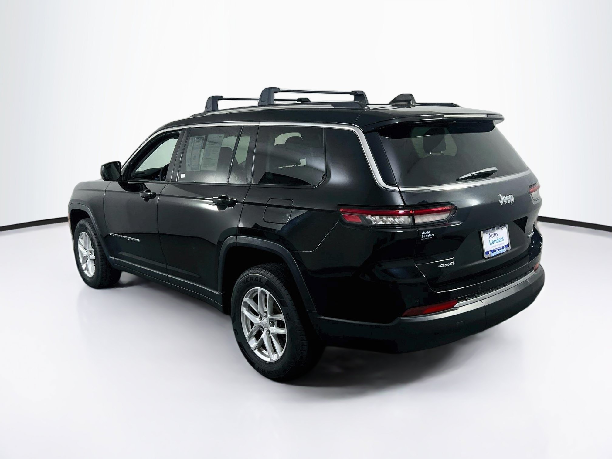 Used 2023 Jeep Grand Cherokee L Laredo w/ Luxury Tech Group I AWD/4WD image 7
