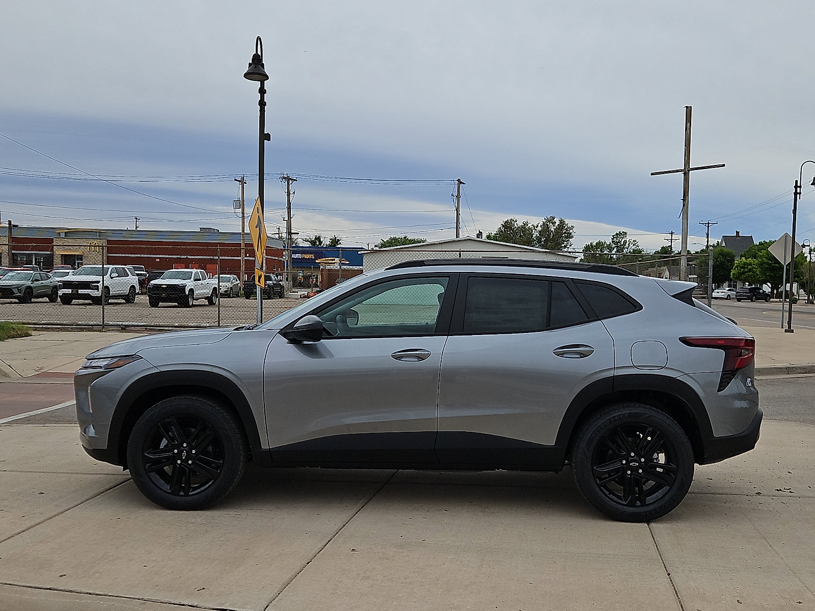 New 2026 Chevrolet Trax ACTIV w/ Driver Confidence Package FWD image 2