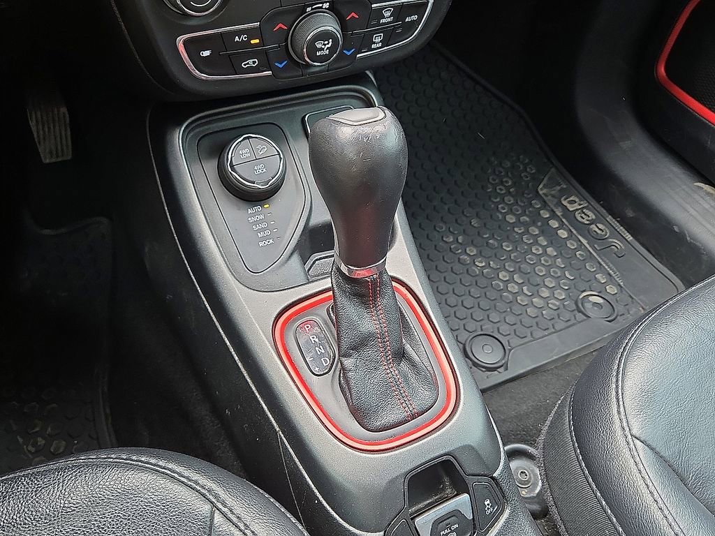 Used 2017 Jeep Compass Trailhawk w/ Leather Interior Group image 30