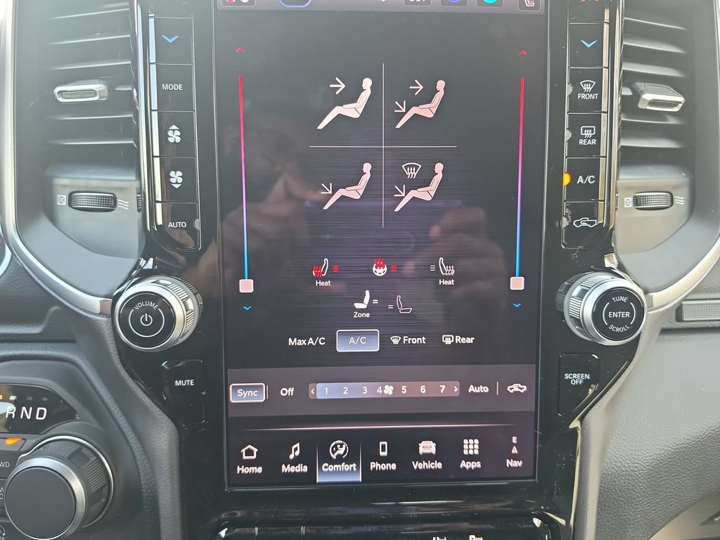 New 2026 RAM 1500 Big Horn AWD/4WD image 10