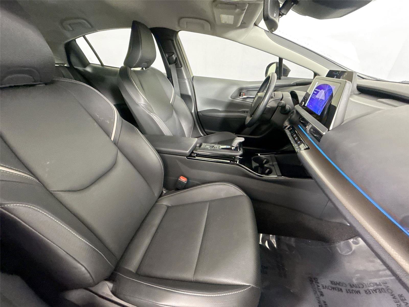 Used 2024 Toyota Prius XLE image 43