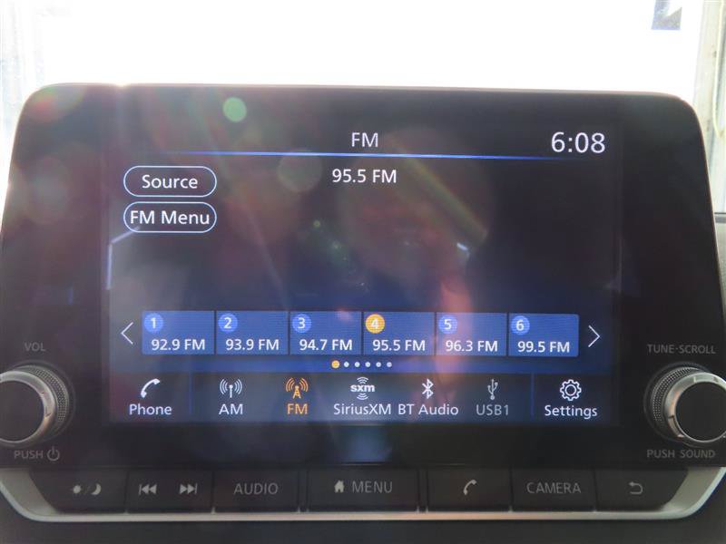 Used 2023 Nissan Sentra SV FWD image 24