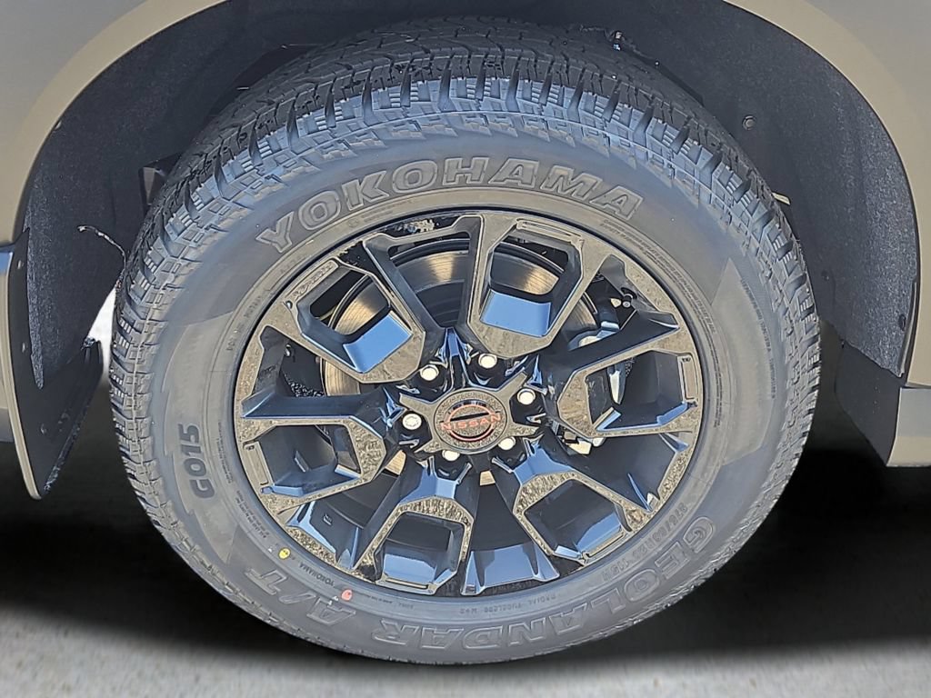 New 2025 Nissan Armada PRO-4X AWD/4WD image 4