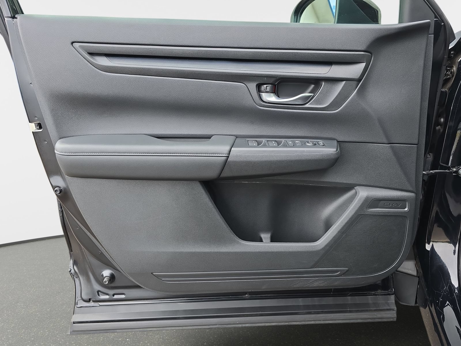 Used 2024 Honda CR-V LX image 27