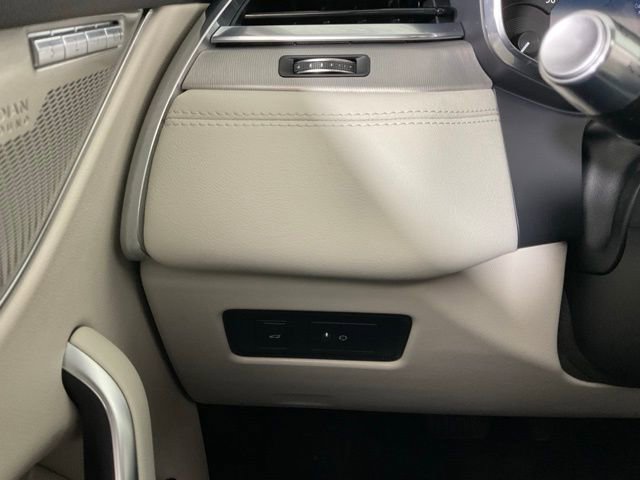 Used 2022 Jaguar F-PACE S image 22